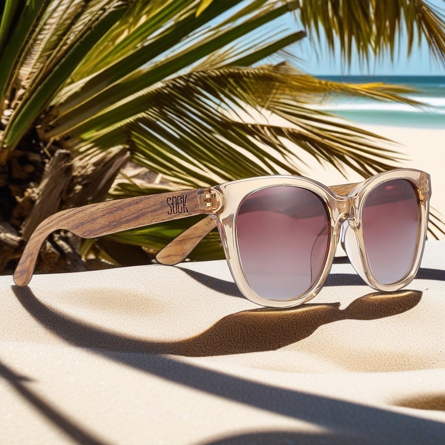 Soek Lila Grace Champagne l Brown Gradient Lens l Walnut Arms