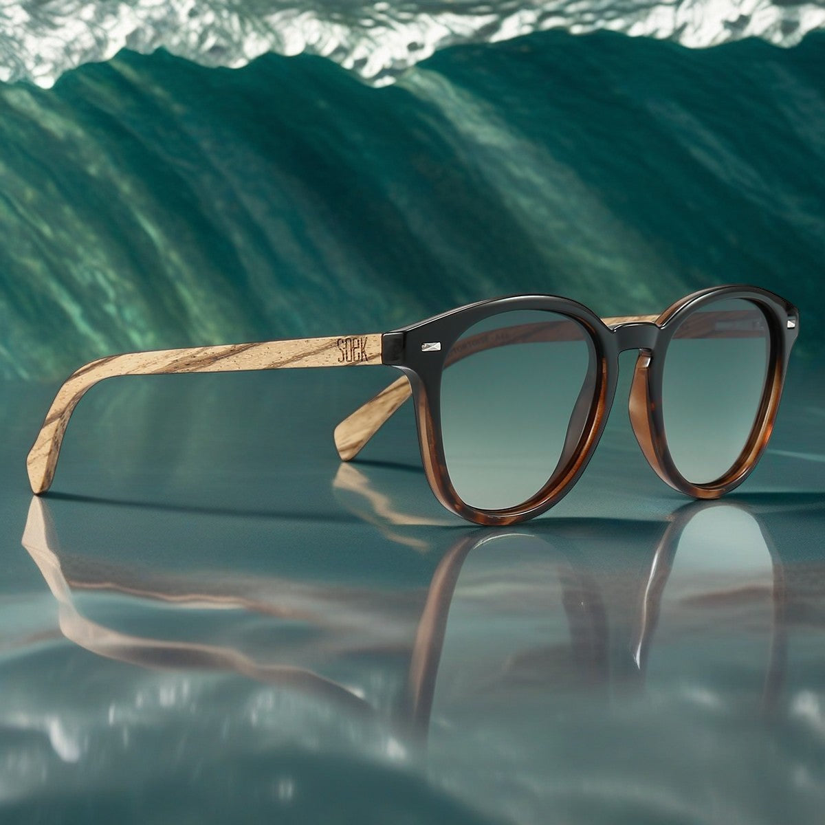Soek Taine Black Tort Sunglasses