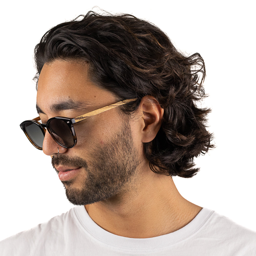 Soek Taine Black Tort Sunglasses