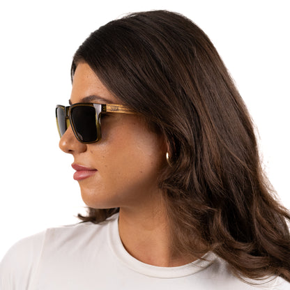 Soek Dalton Sunglasses - Khaki Frame - Walnut Wooden Arms