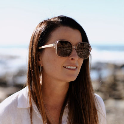 Soek Scarlett Champagne Brown Gradient Lens l Maple Arms