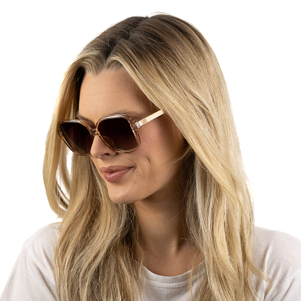 Soek Scarlett Champagne Brown Gradient Lens l Maple Arms