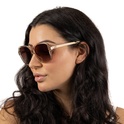 Soek Scarlett Champagne Brown Gradient Lens l Maple Arms