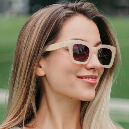 Soek Sunglasses Zahra Nude l Brown Gradient Lens l White Maple Arms